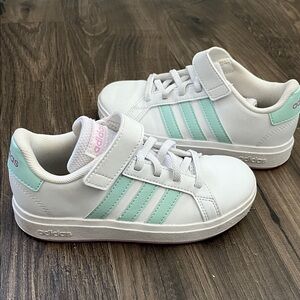 Adidas Grand Court 2